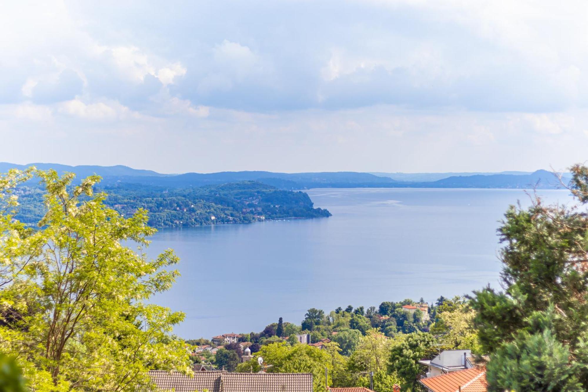 Casamina Vista Lago Verbania Arizzano Extérieur photo